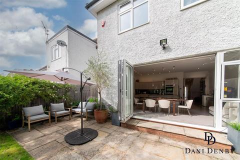 undefined, The Ridgeway, London NW11