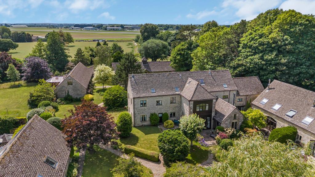 Rear External