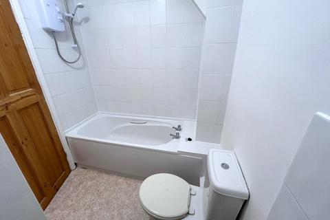 1 bedroom flat to rent, Edmund Street, Darwen
