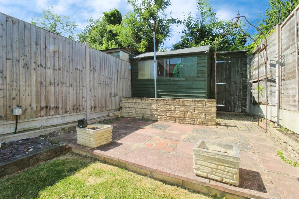 Pbox-garden-294314.JPG