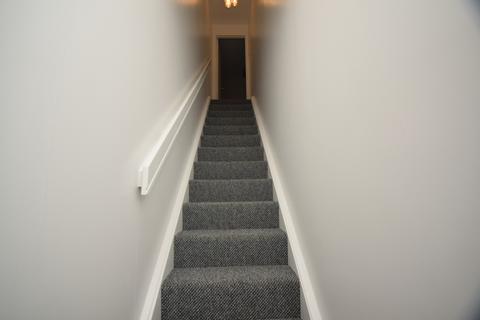 1 bedroom maisonette to rent, Tudor Close, Hatfield AL10