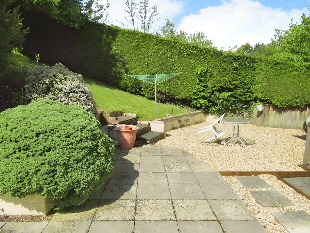 C8a5b63a-Garden 202