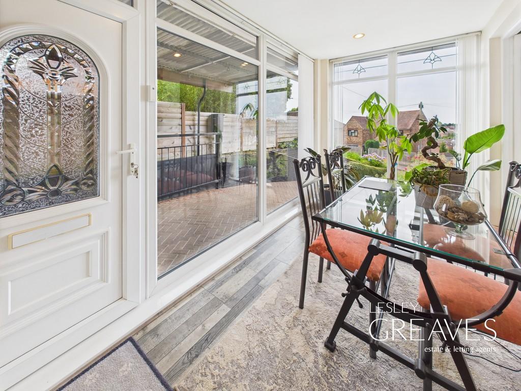 Porch/Dining