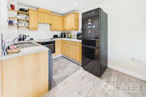 2 bedroom ground floor flat for sale, Edison Way, Arnold, Nottingham