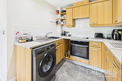 2 bedroom ground floor flat for sale, Edison Way, Arnold, Nottingham