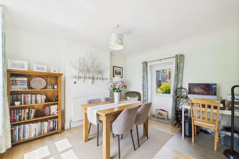 9 Asker Lane, Matlock, DE4 3FY