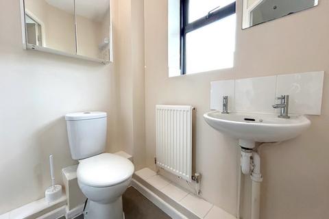 4 Cheverell Close, Trowbridge, BA14 0BH