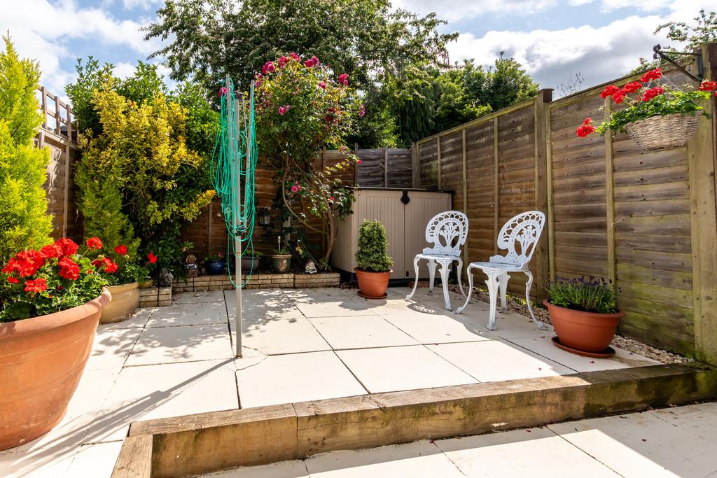 22 Woodland Close-18