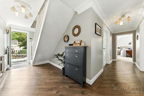 5 bedroom detached house for sale, Well Lane, Doncaster DN6