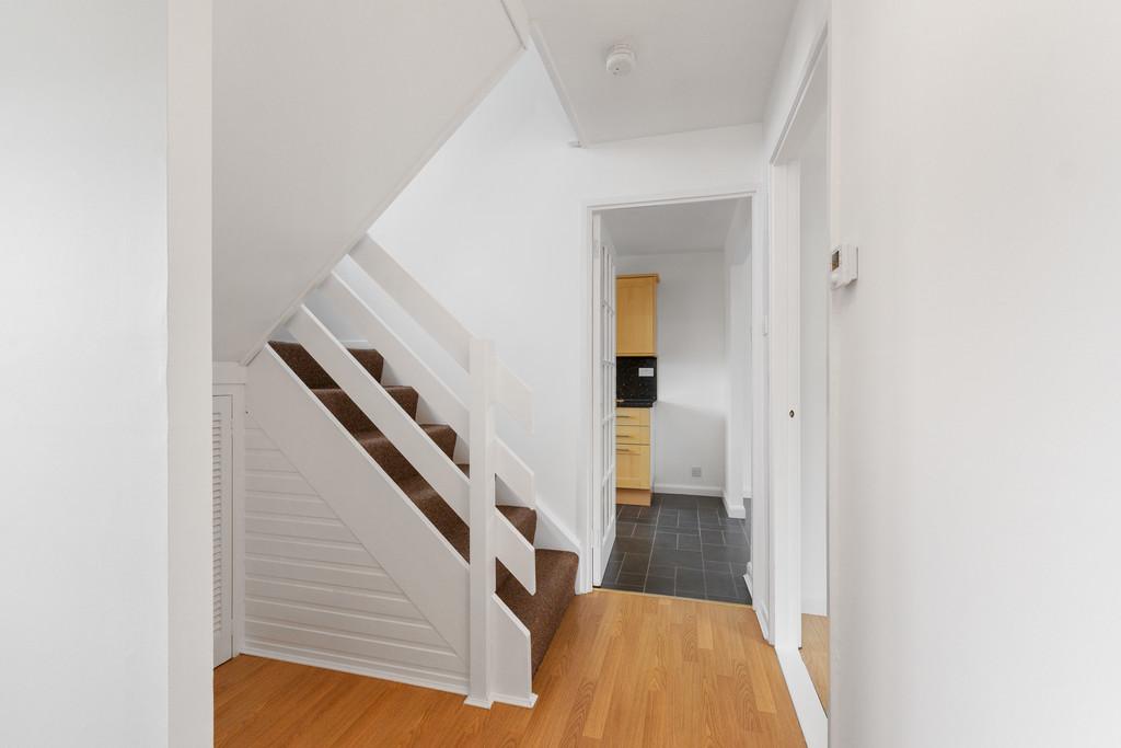 198 Lenzie Avenue 04