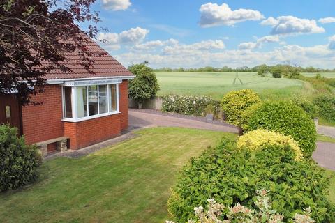 3 bedroom detached bungalow for sale, Holywell Lane, Utterby LN11 0TU