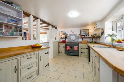 undefined, Athelington, Eye