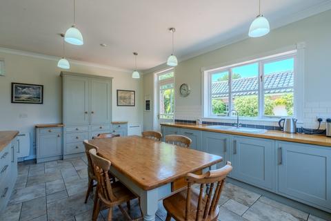 8 bedroom detached house for sale, Southwold Road, Wrentham, Beccles