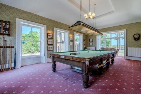 8 bedroom detached house for sale, Southwold Road, Wrentham, Beccles