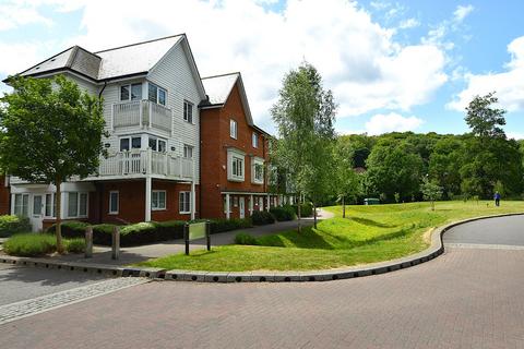 2 bedroom apartment to rent, Sierra Road, High Wycombe, Buckinghamshire, HP11