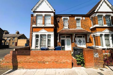 1b Boyd Avenue, Southall, UB1 3BT