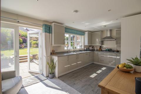 4 bedroom detached house for sale, Crindledyke Lane, Carlisle