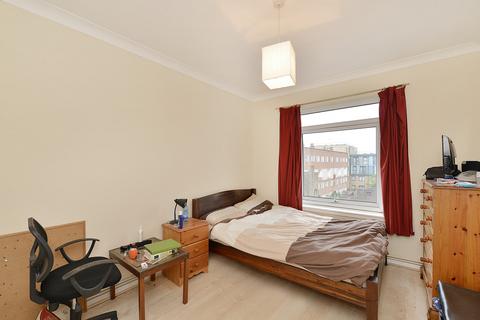 12 Skipworth Road, London, E9 7JH