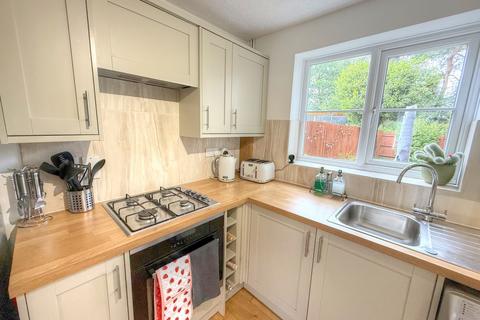 9 Juniper Close, Whitehill, Bordon, GU35 9EZ