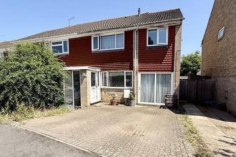 45 Faugere Close, Brackley, NN13 6LR