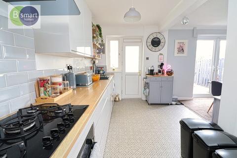 3 bedroom townhouse for sale, Estate Road, Rotherham S62