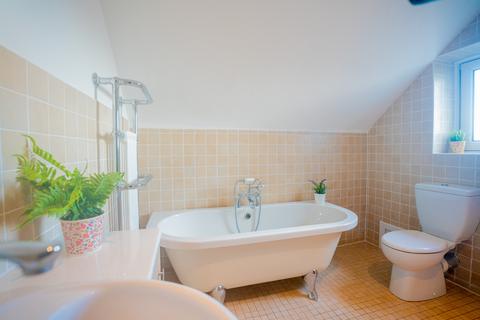 2 Morningside Road, Aberdeen, AB10 7FB