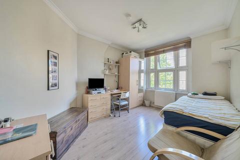 2 bedroom flat for sale, Tooley Street, London Bridge, London, SE1
