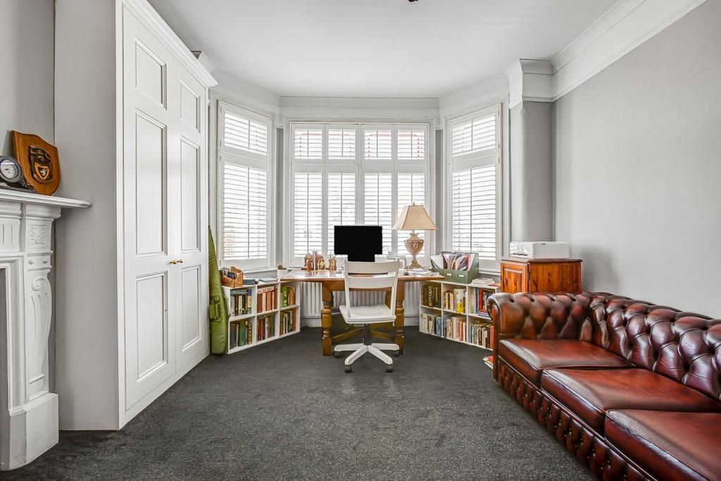 KFH-49 Baldry Garden