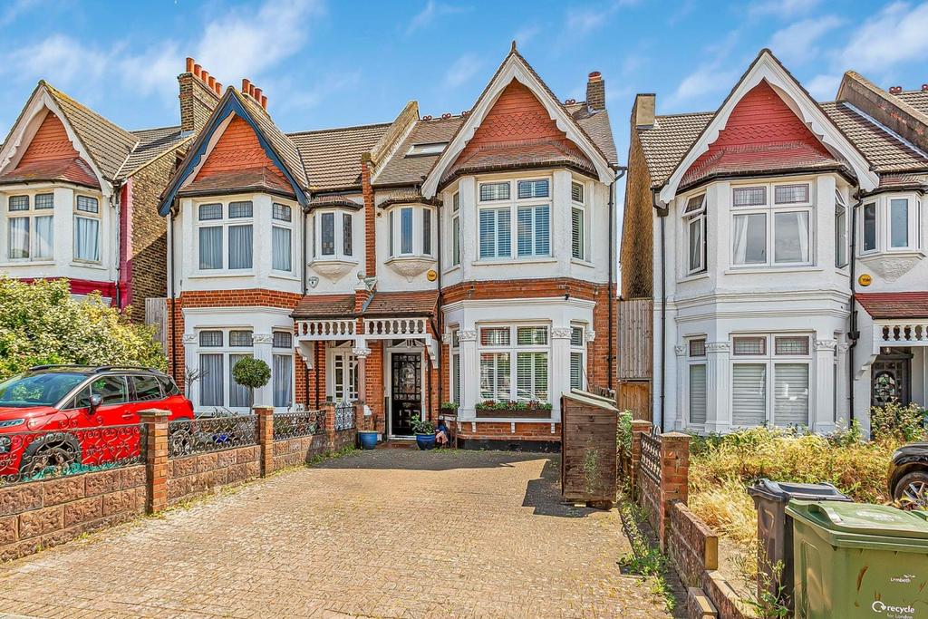 KFH-49 Baldry Garden