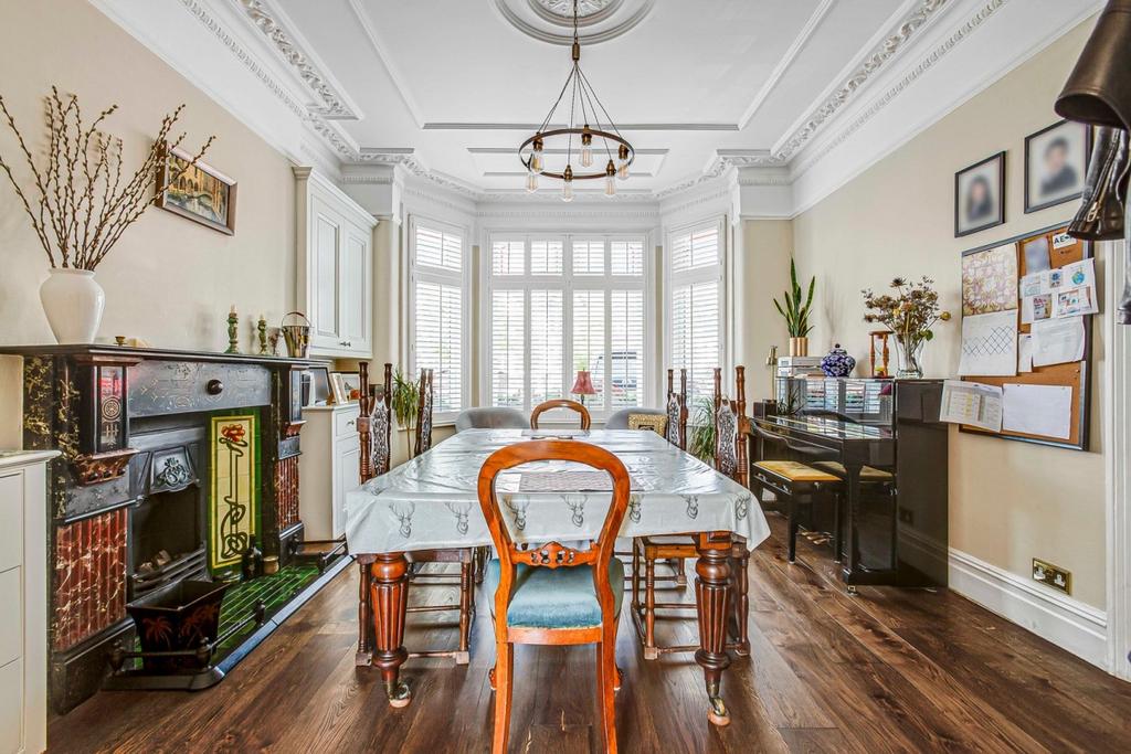 KFH-49 Baldry Garden