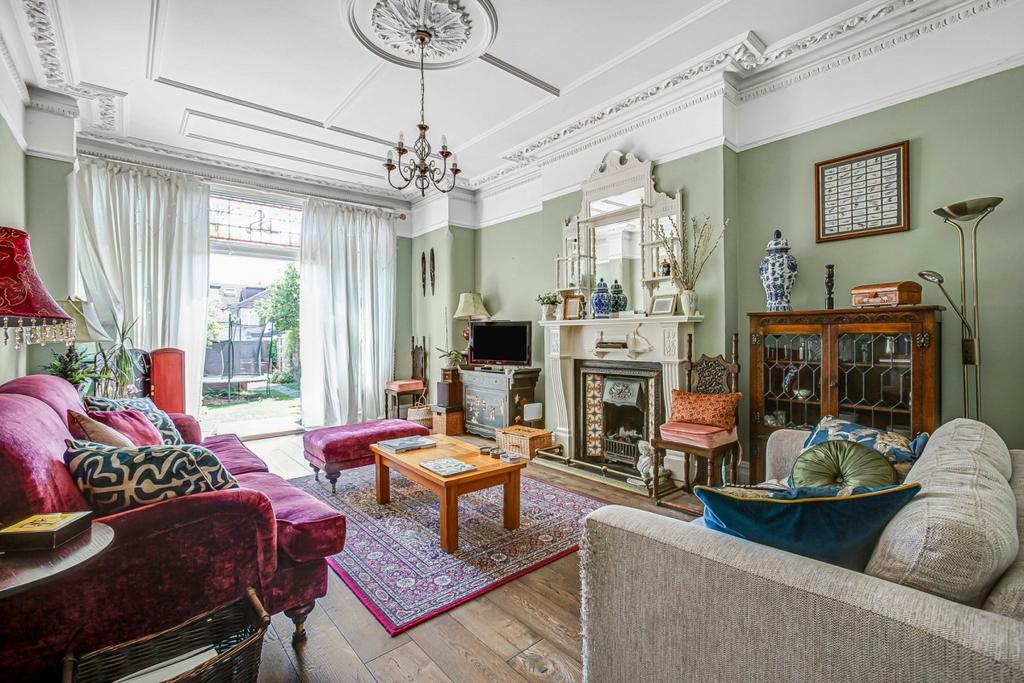 KFH-49 Baldry Garden