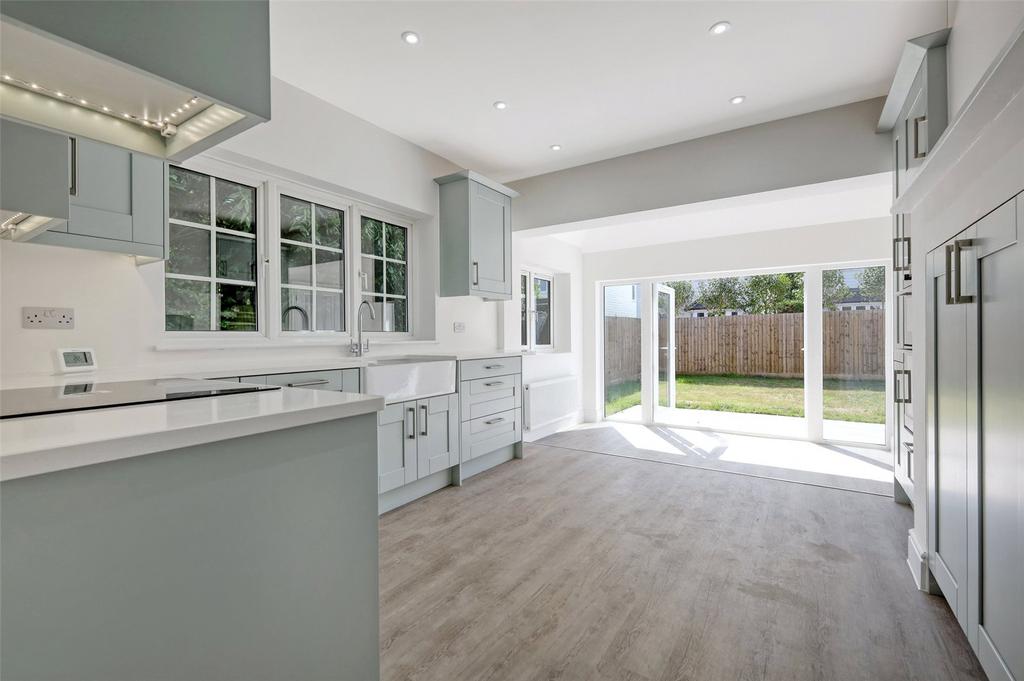 Kitchen/Dining