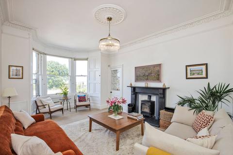 2 bedroom apartment to rent, East Trinity Road, Edinburgh, Midlothian