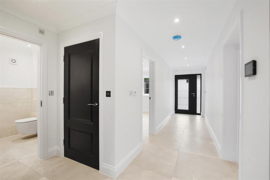 Entrance Hall: