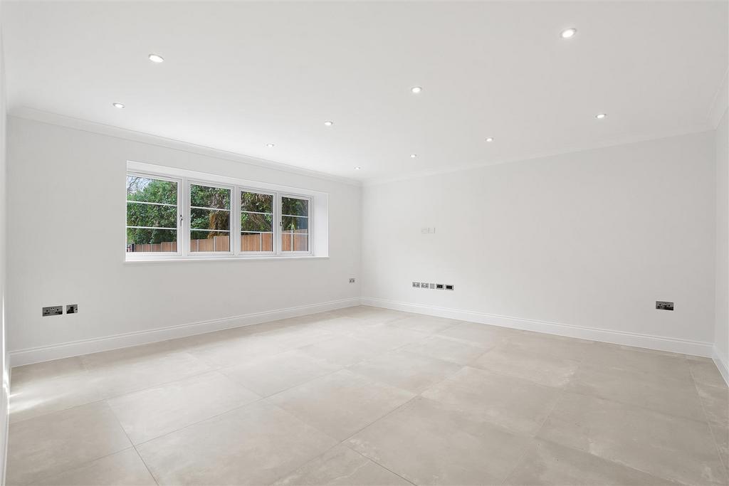 Living Room: