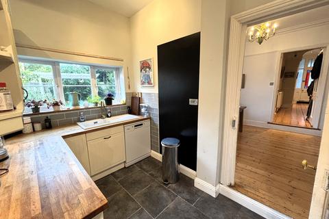 Mirfield House London Road, Devizes, SN10 1LU