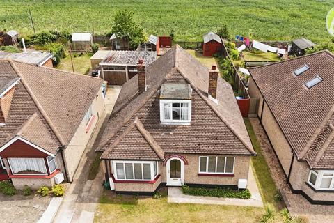 12 King Edward Road, Stanford-le-hope, SS17 0EF