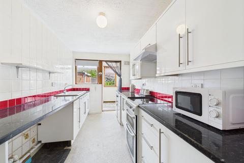 5 Allistonway, Stanford-le-hope, SS17 7HY
