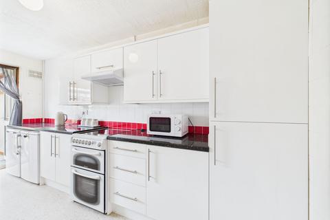 5 Allistonway, Stanford-le-hope, SS17 7HY