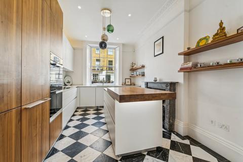 5 bedroom terraced house to rent, Albion Street, London