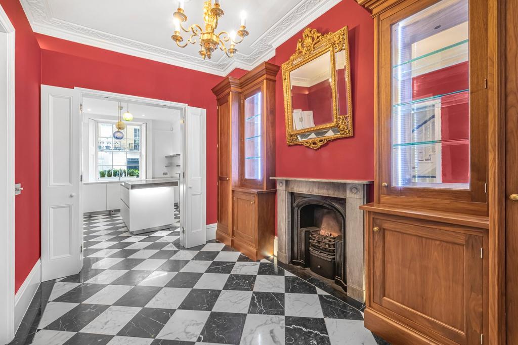 House in London - View 5