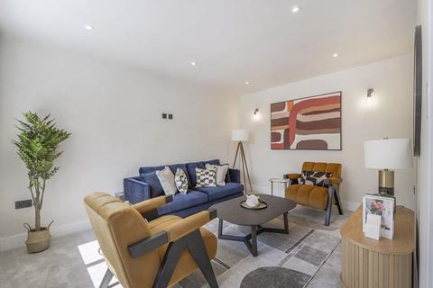 3 bedroom detached house for sale, DETACHED FAMILY HOME & DETACHED ANNEXE - Hadlow Road, Tonbridge, TN9 1QE