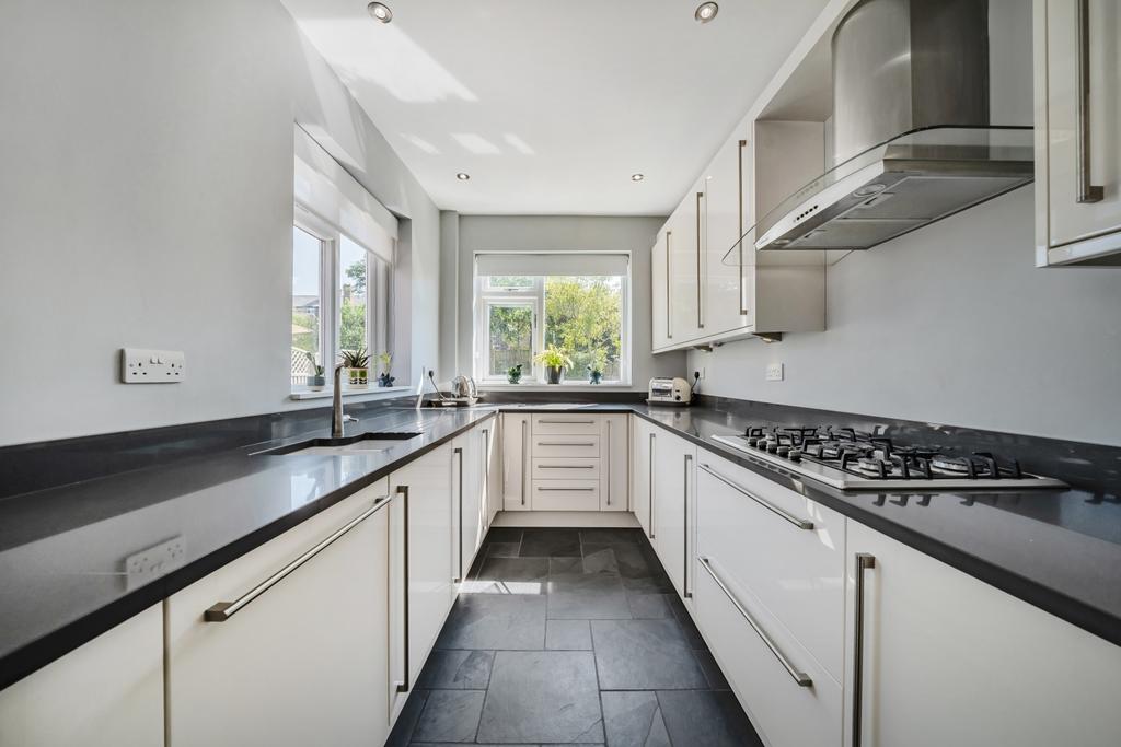 1312950-5-68543ba9a3e7e