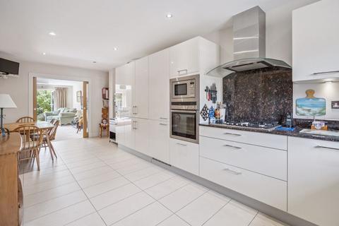3 bedroom house for sale, Manor House Mews, Farnham Common