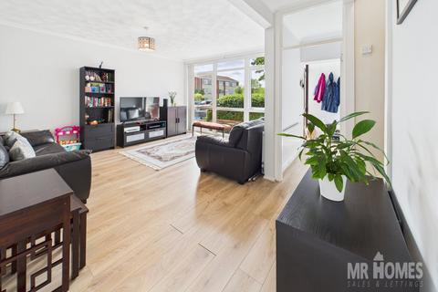undefined, Philip Close, Heath, Cardiff, CF14
