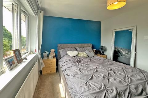 52 Walkers Fold, Willenhall, WV12 5PB