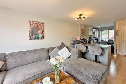 52 Walkers Fold, Willenhall, WV12 5PB