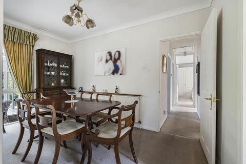 3 bedroom detached bungalow for sale, Links Way, Little Bookham
