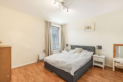1 bedroom flat for sale, Banbury Road, London E9