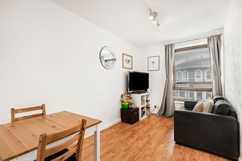 1 bedroom flat for sale, Banbury Road, London E9